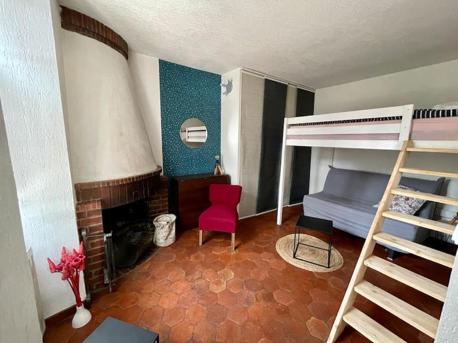Maison A Proximite De Barbizon / Fontainebleau / A6 Saint-Sauveur-sur-Ecole Zewnętrze zdjęcie